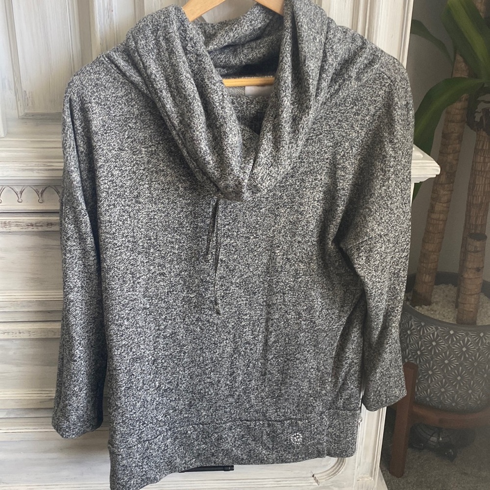 Heather Gray pullover